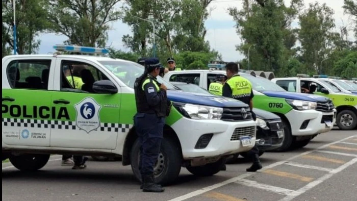 69776a6d2f3e2_700_394!