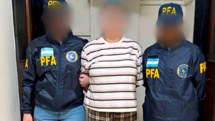 69bbe19f75a1d_700_394!