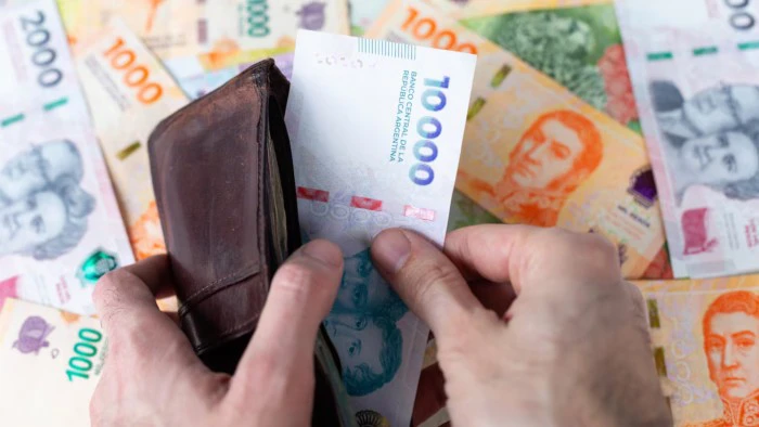 6888cab944934_700_394!