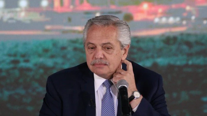 6825c15cd2e89_700_394!