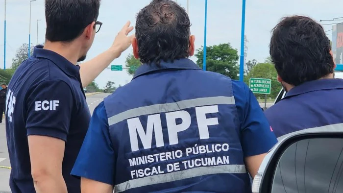 68f4cbbb228c7_700_394!