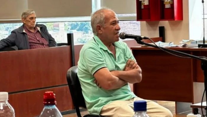 69b9b549667f0_700_394!