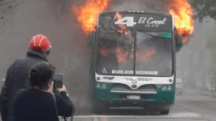 68dc497a207ad_700_394!