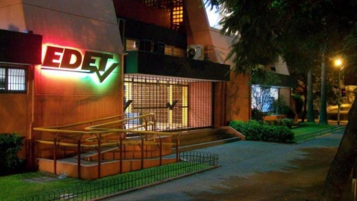 693b4a84c9c8d_700_394! (1)