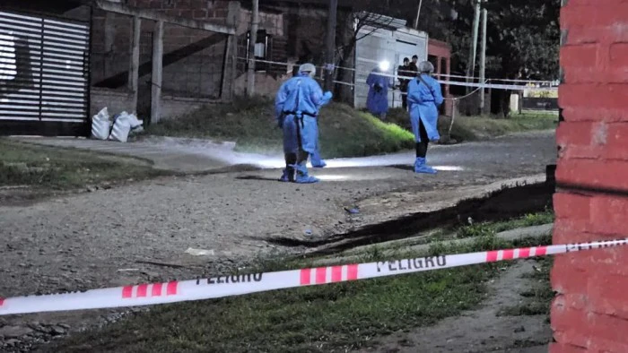 68de5c1a07345_700_394!