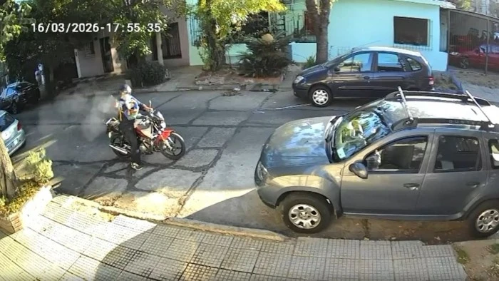 69b984d4a869c_700_394!