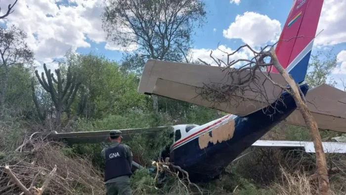 690b4bfa0484b_700_394!