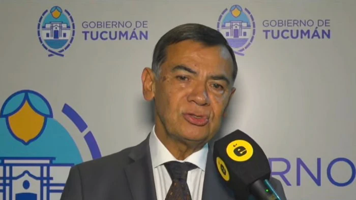 680a1eb6d597f_700_394!