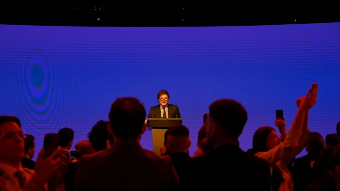 68ea378d6ad00_700_394!