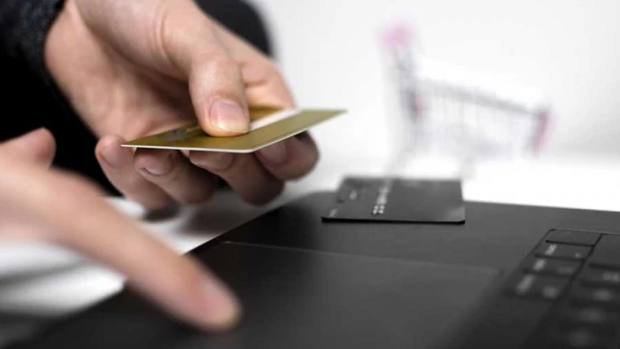 682fc3243c080_700_394!