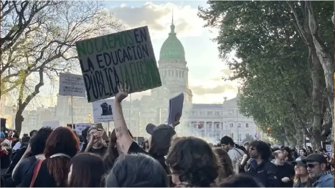 marcha-universitaria-1068x599