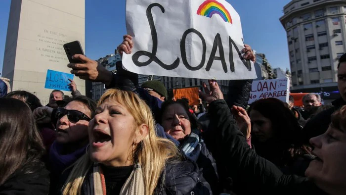 691f23c54093f_700_394!