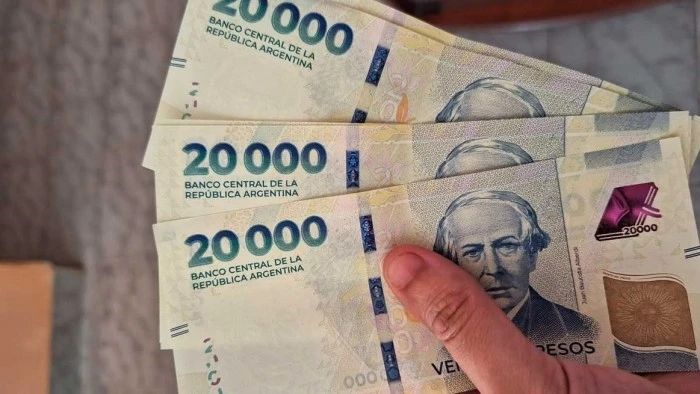 69b684cee62e4_700_394! (1)