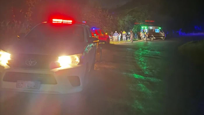 699330ee852e5_700_394!