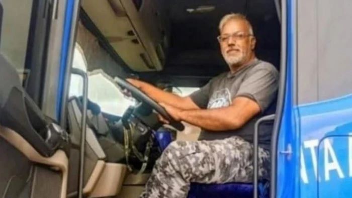 69b94a5b73ade_700_394!